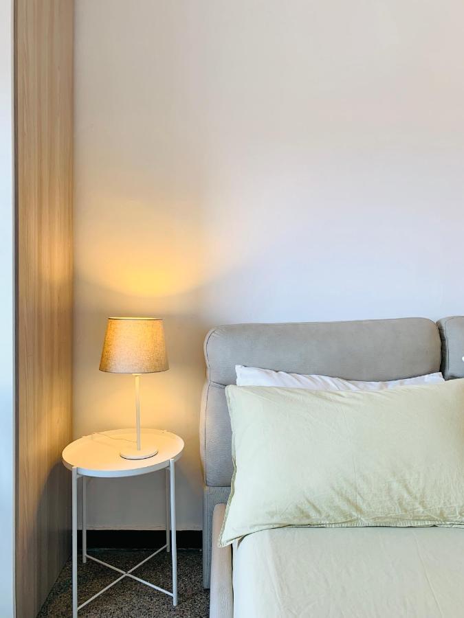 Bacinetto House - Panoramic Tower Apartment Genoa Bagian luar foto