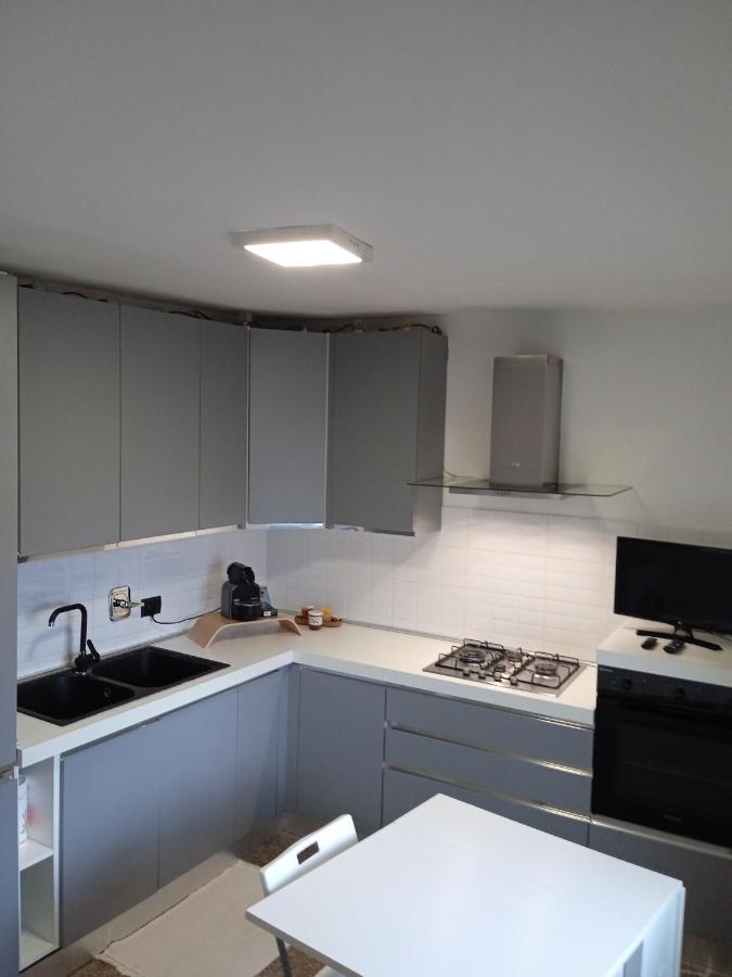 Bacinetto House - Panoramic Tower Apartment Genoa Bagian luar foto