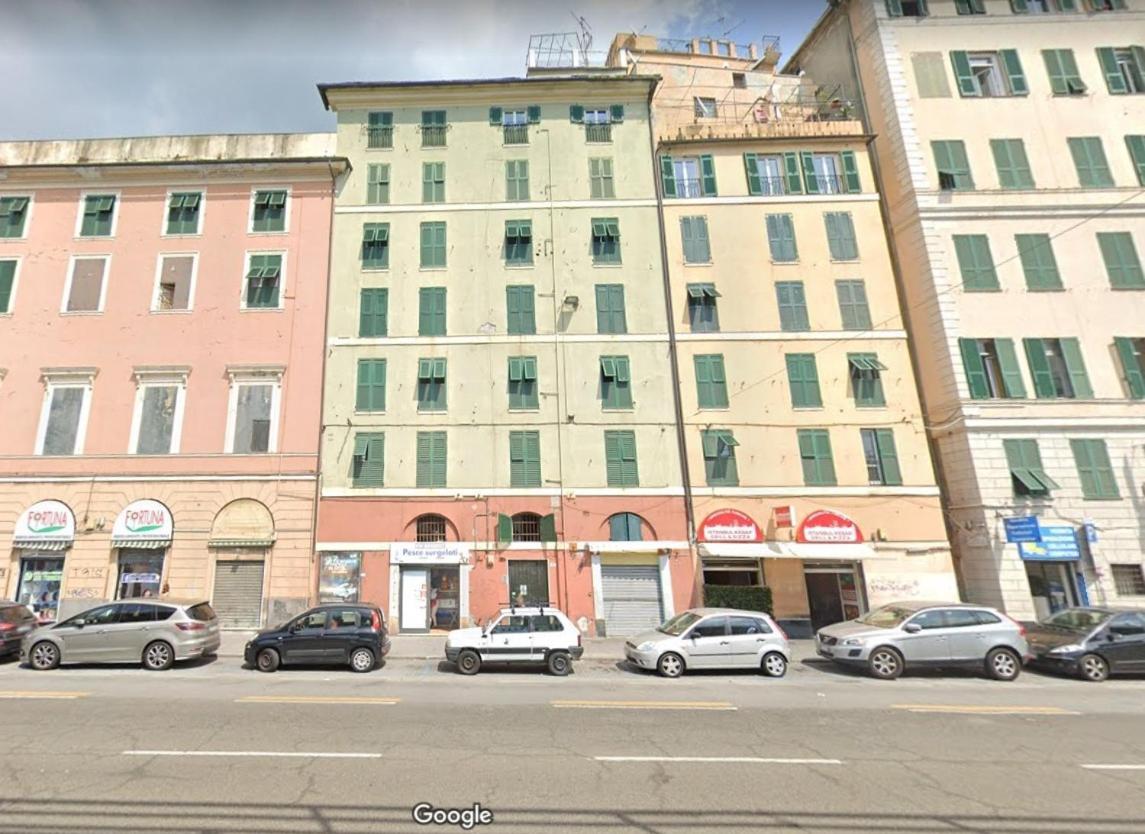 Bacinetto House - Panoramic Tower Apartment Genoa Bagian luar foto